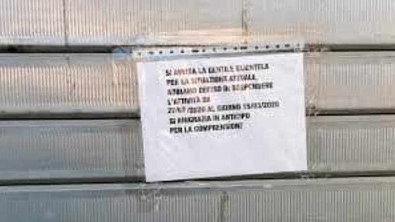 Psicosi Coronavirus, negozi cinesi chiusi anche nel Cilento