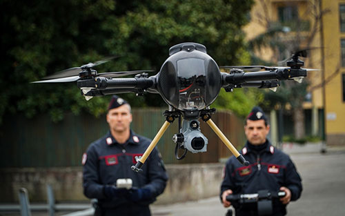 Salerno via al monitoraggio con il drone dei carabinieri: ha sorvolato la parte orientale della città