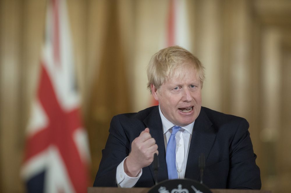 Coronavirus, il premier inglese Boris Johnson in terapia intensiva