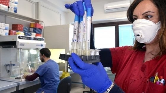 Coronavirus, sale a 749 il numero dei contagiati in Campania
