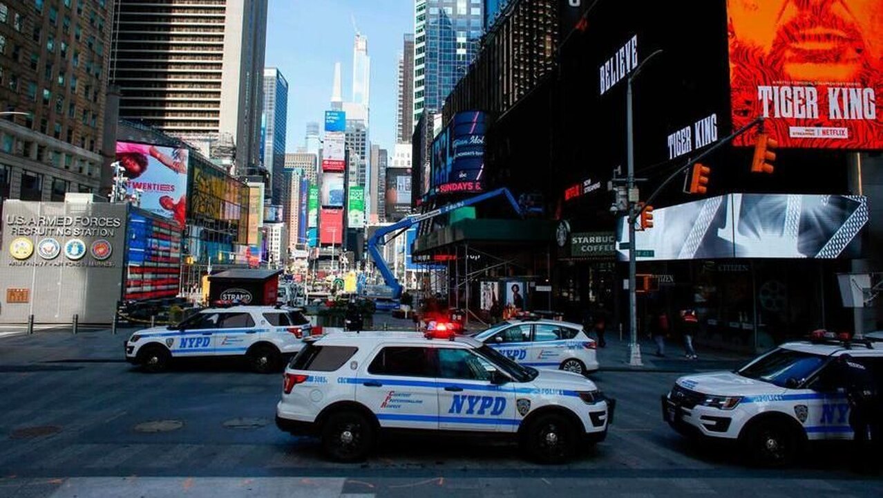 Coronavirus, focolaio New York: 5770 nuovi casi. Aumento maggiore dell’Italia