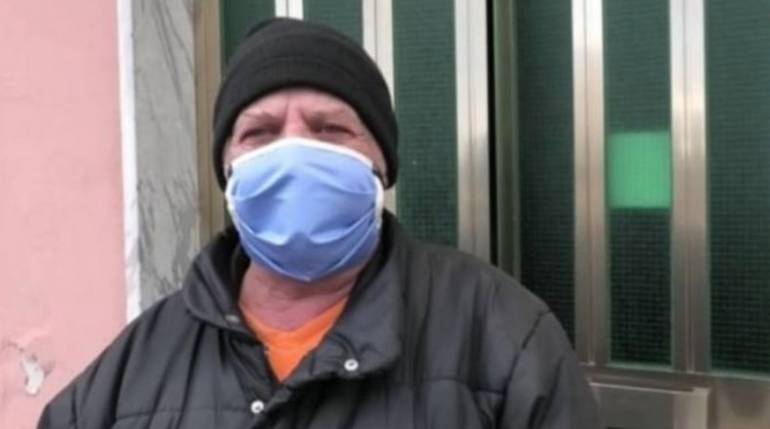 ‘Voglio vedere il mio nipotino’, il dramma del nonno del piccolo Diego ritrovato morto alla foce di un fiume. E’ in isolamento ad Ariano Irpino