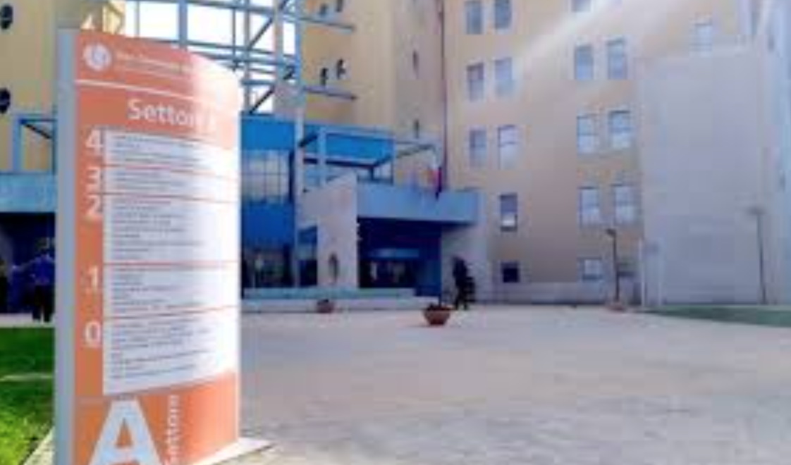 Covid: paziente positivo, sanificazione e test nell’ospedale di Avellino