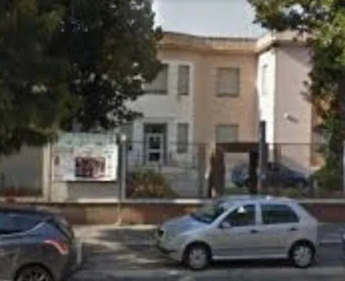 Giovane ucraino, in piena crisi nervosa, crea panico al centro di salute mentale
