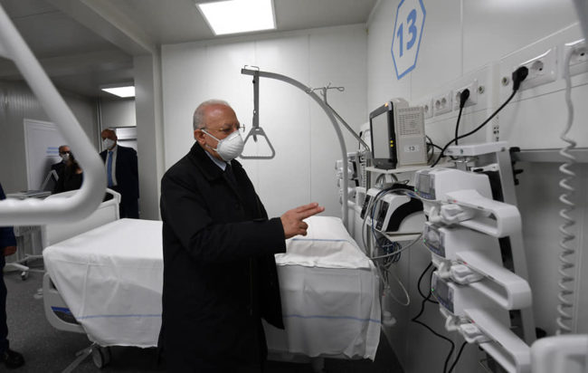 Napoli, De Luca visita la struttura Covid all’ospedale del Mare: ‘Struttura fondamentale’