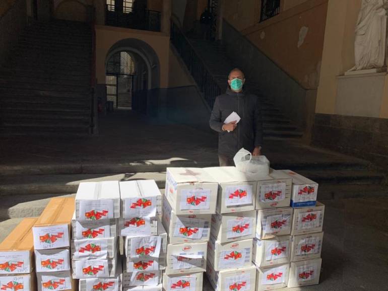 Cornavirus, a Napoli sono 5956 le domande presentate per i buoni spesa