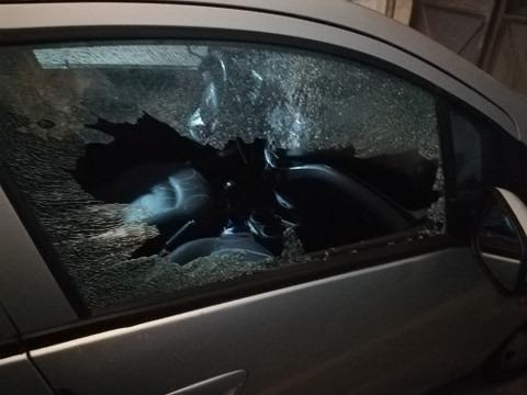 Napoli, raid vandalico a Ponticelli: distrutte 7 auto