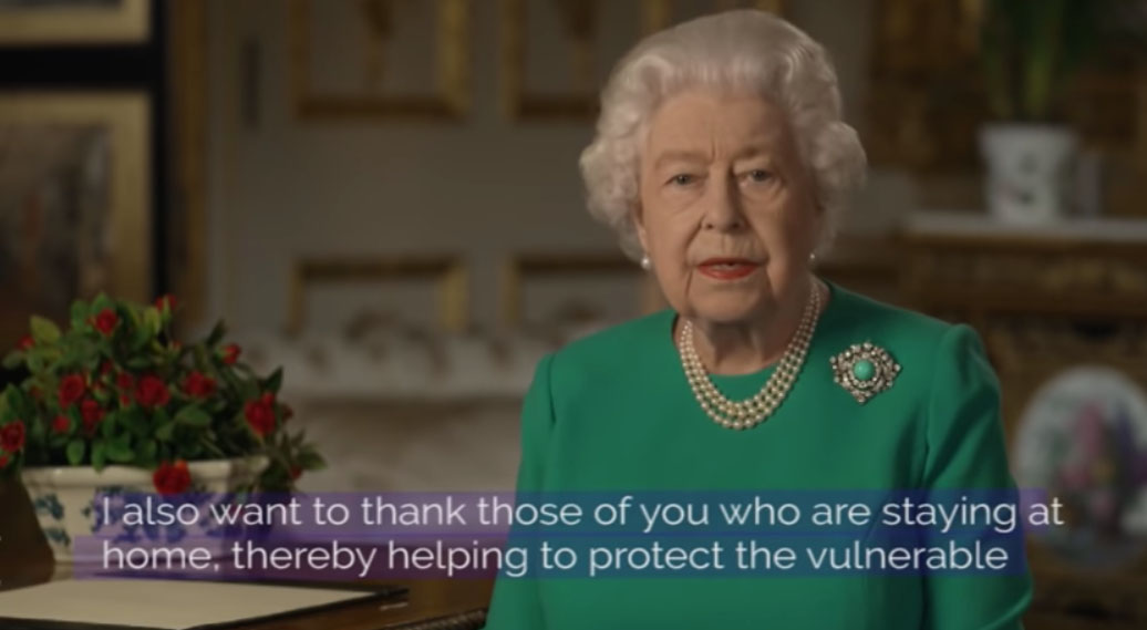 Coronavirus, la regina Elisabetta agli inglesi: ‘Rimanere isolati è la cosa migliore da fare’