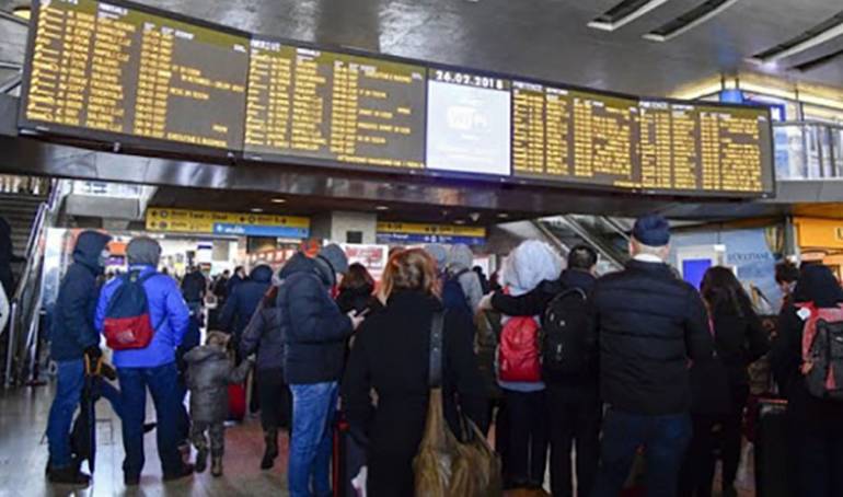 Coronavirus, al Sud  arriva la ‘grande onda di ritorno’ di cittadini dal Nord: aumentate le corse dei treni