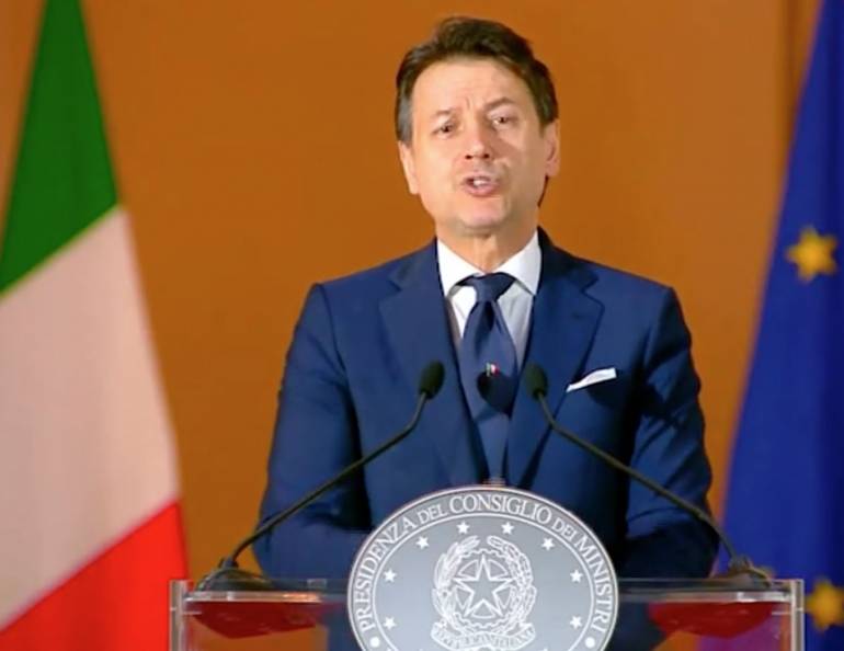Coronavirus, il premier Conte: ‘Rinunciamo ad alcune libertà per la salute’