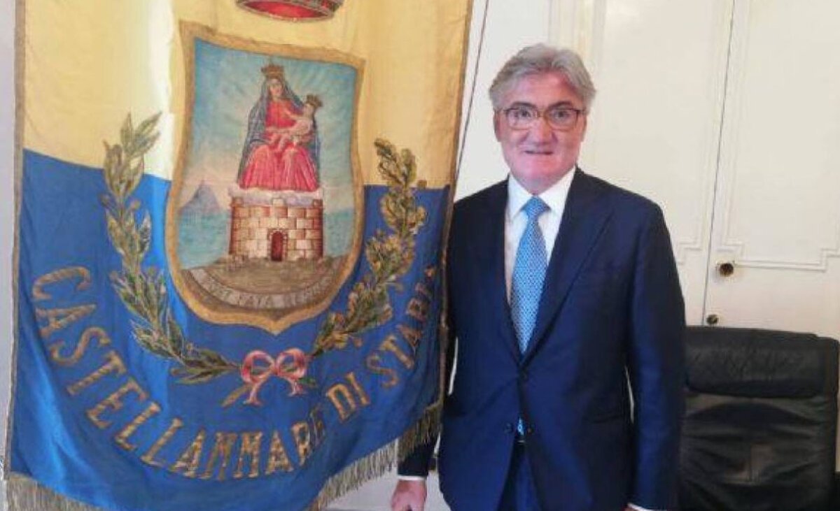 Castellammare, l’affare Cirio e l’assessore Russo ‘fidato interlocutore’ di Adolfo Greco. LE INTERCETTAZIONI
