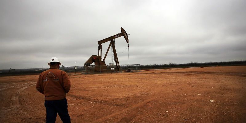 Il crollo del prezzo del petrolio: cause e possibili conseguenze
