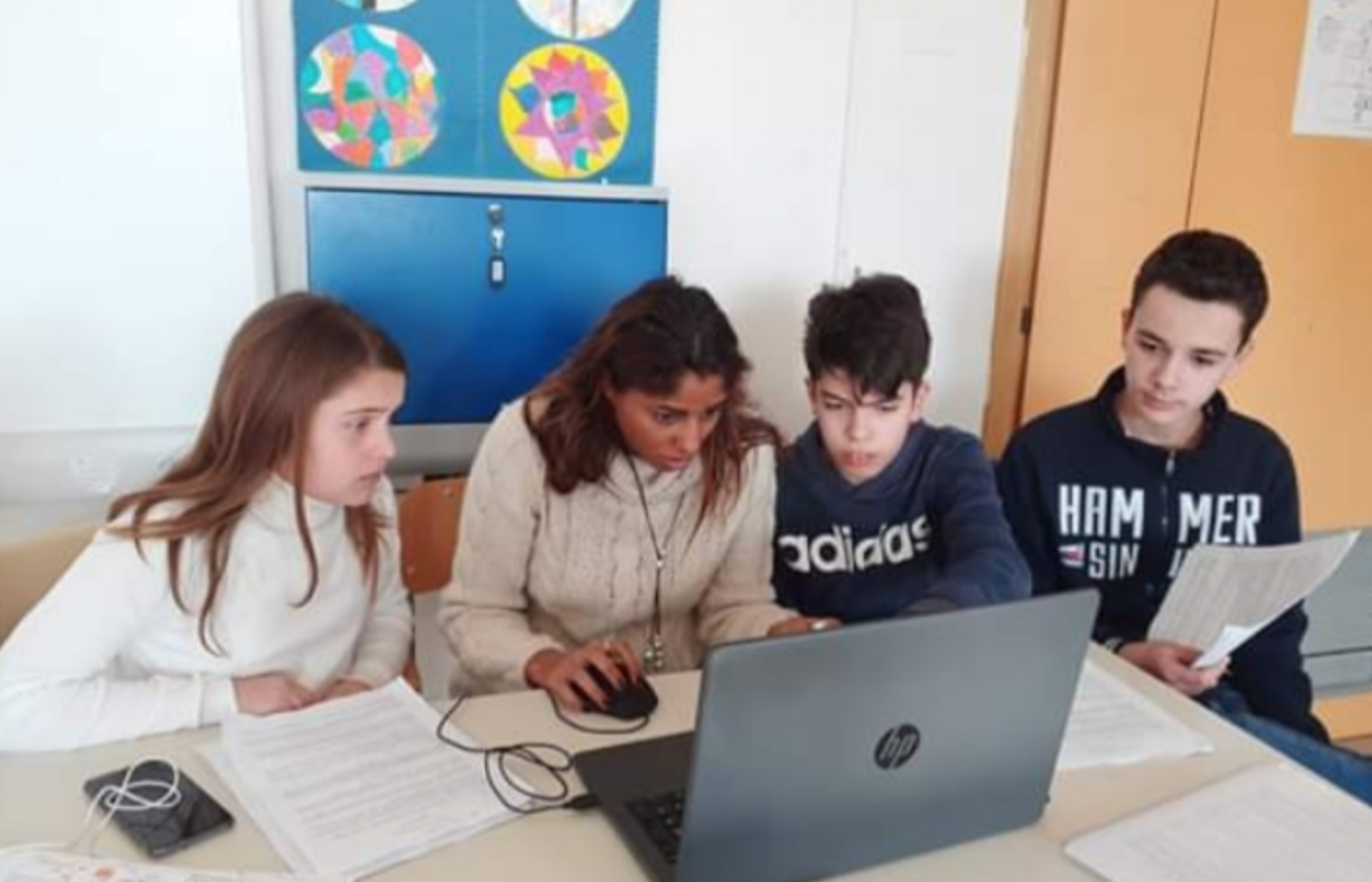 Con ‘Panthakù educare dappertutto’, una card per affiancare le famiglie contro il Covid-19