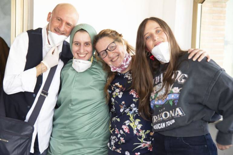 Silvia Romano ai pm: ‘Mi avevano assicurato che non sarei stata uccisa. Conversione spontanea’