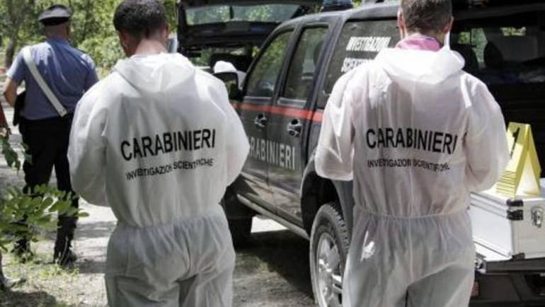 Vicenza, uccide i genitori a colpi di pistola e si costituisce