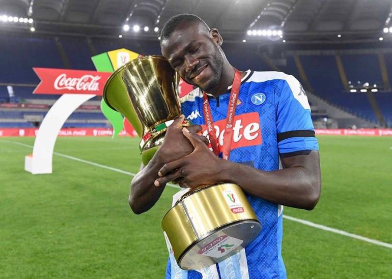 Calcio Napoli: fra Koulibaly e il Liverpool c’è il City