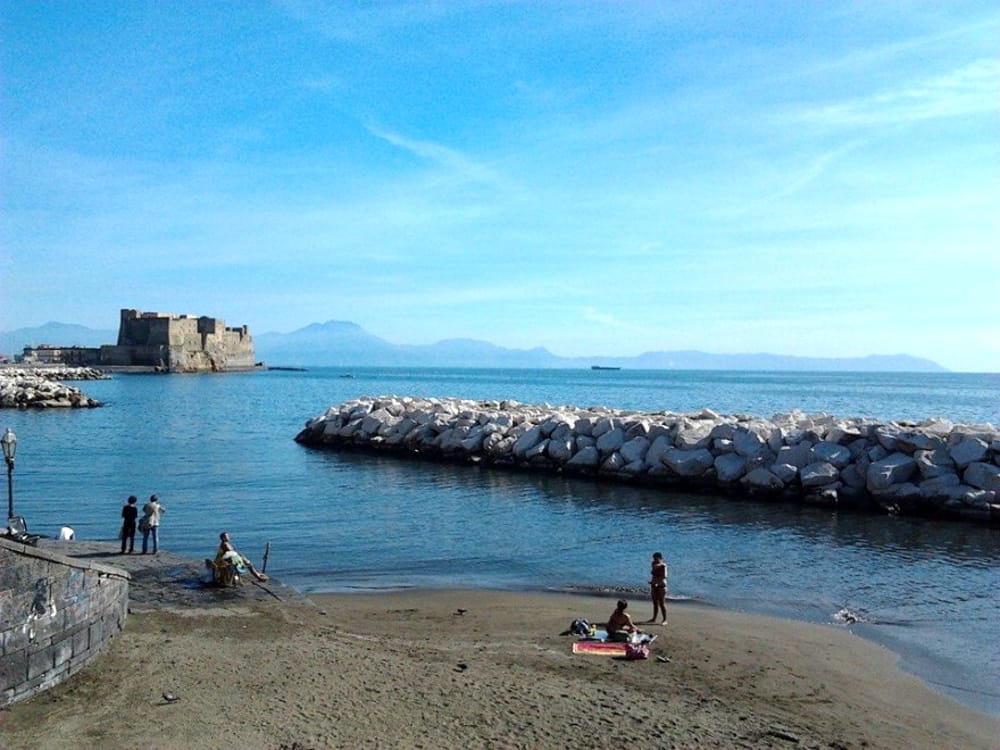 Spiagge libere, Borrelli (Verdi): ‘Domenica di mare negata a migliaia di famiglie’