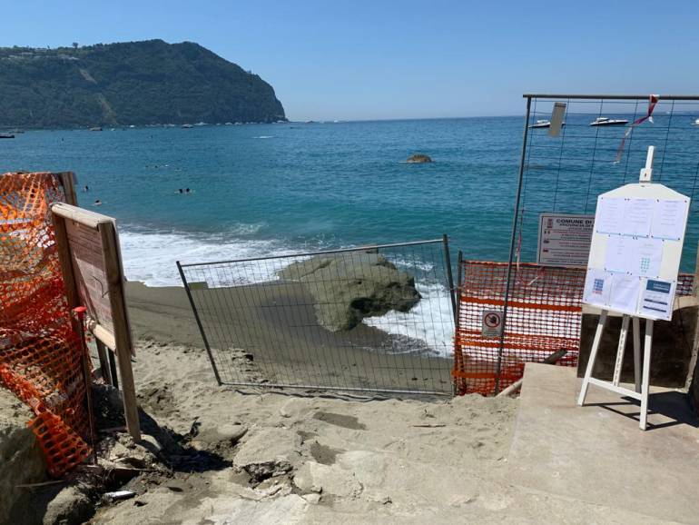 Ecco il Report Spiagge 2021 di Legambiente: solo 1 su 3 è free