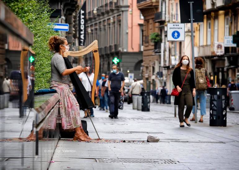 De Magistris annuncia: ‘A Napoli stanno già arrivando i turisti’
