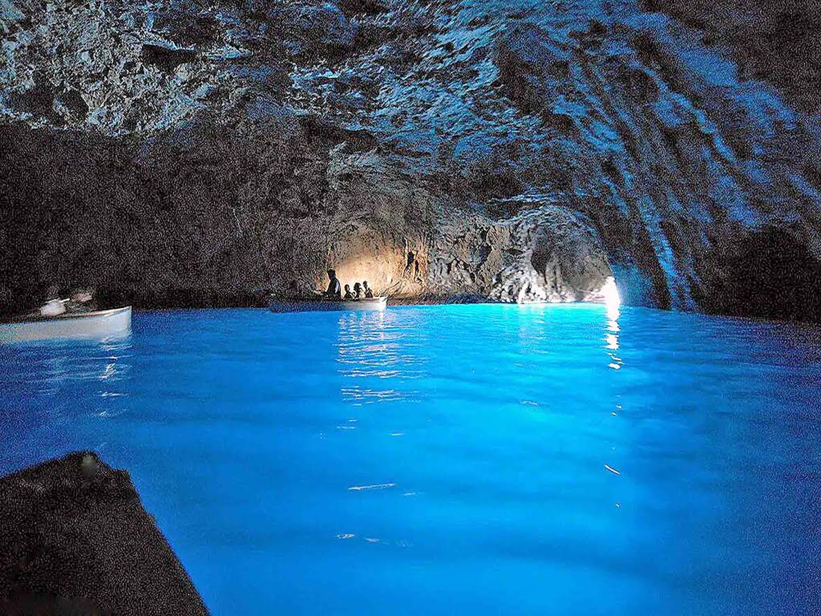 reperti archeologici grotta azzurra