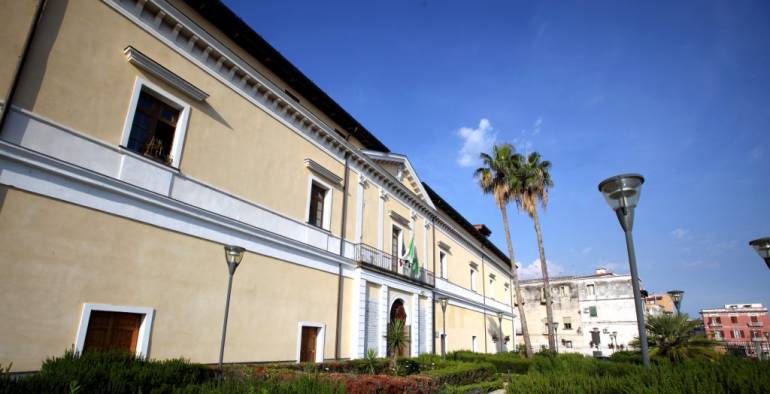 torre del greco dipendenti assenti