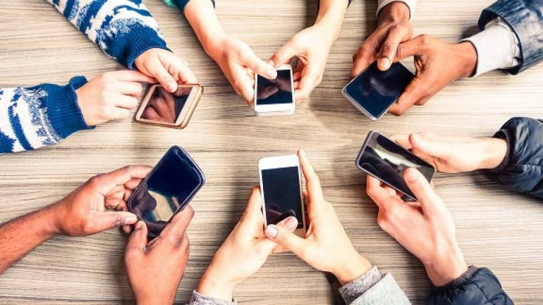 MAXI TRUFFA Servizi a pagamento attivati sul cellulare senza consenso