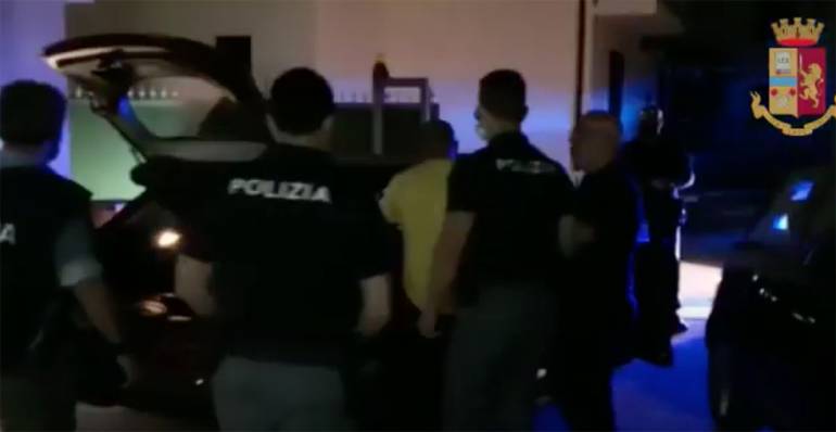 Traffico di droga tra Salerno, Napoli, Scafati e Boscoreale gestito da Raffaele Iavarone e il clan Aquino. I NOMI DEGLI ARRESTATI