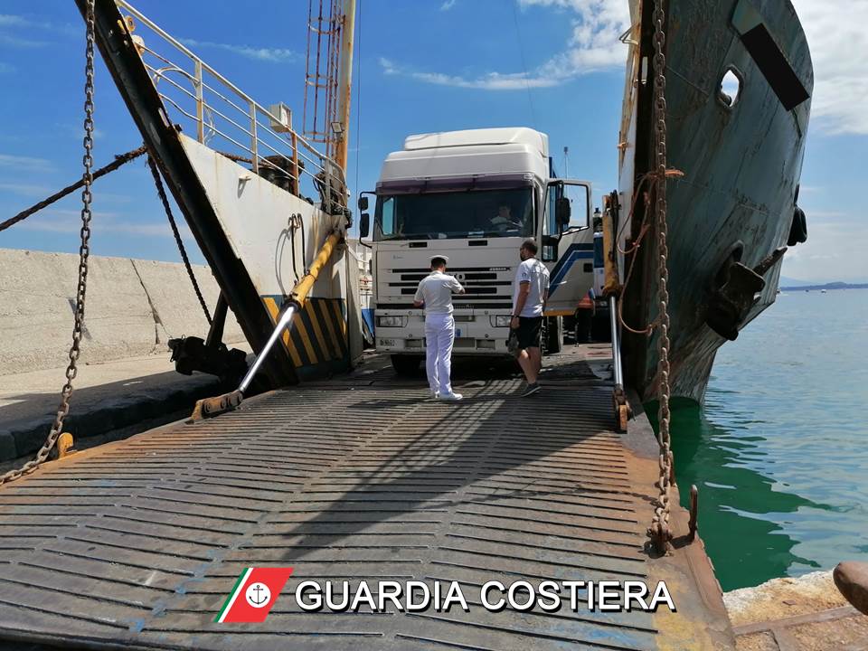 Trasporti marittimi: controlli nel porto di Casamicciola Terme