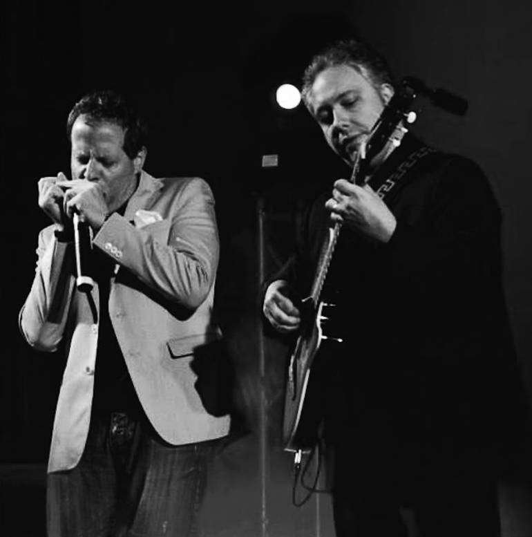 Vietri in Scena: il duo Buzzurro-Milici in concerto alla Villa comunale martedì 14 luglio