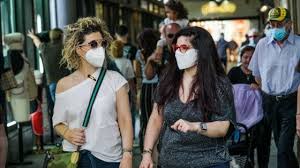 Impennata di contagi ad Aversa, il sindaco: “Mascherine obbligatorie sempre”