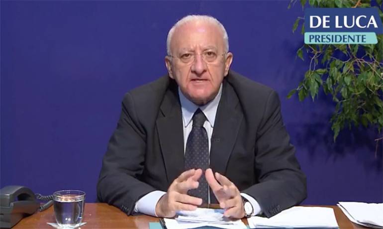 De Luca: ‘In Campania più terapie intensive, siamo pronti in caso di picco’