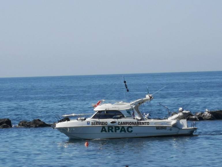 Controlli dell’Arpac nel mare di Ercolano