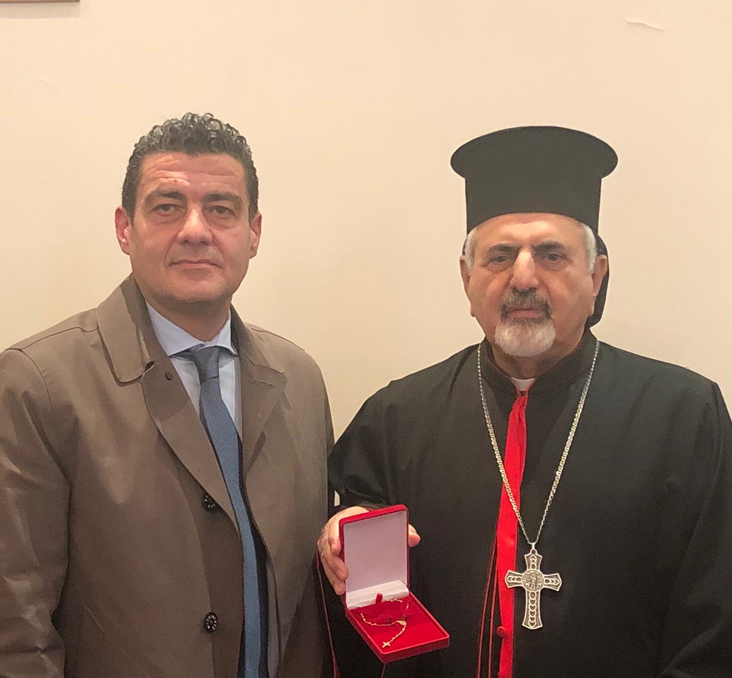 Roma: Il Patriarca di Antiochia Younan premia il Generale Abagnara