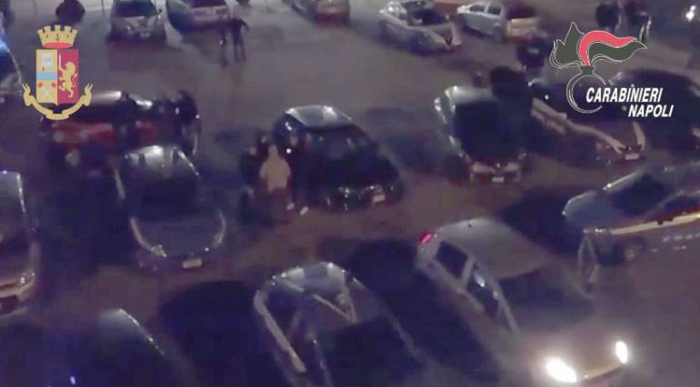 Torre Annunziata, attentati e bombe: ecco la faida tra i nuovi Gionta e quelli ‘Penniniello’. I NOMI