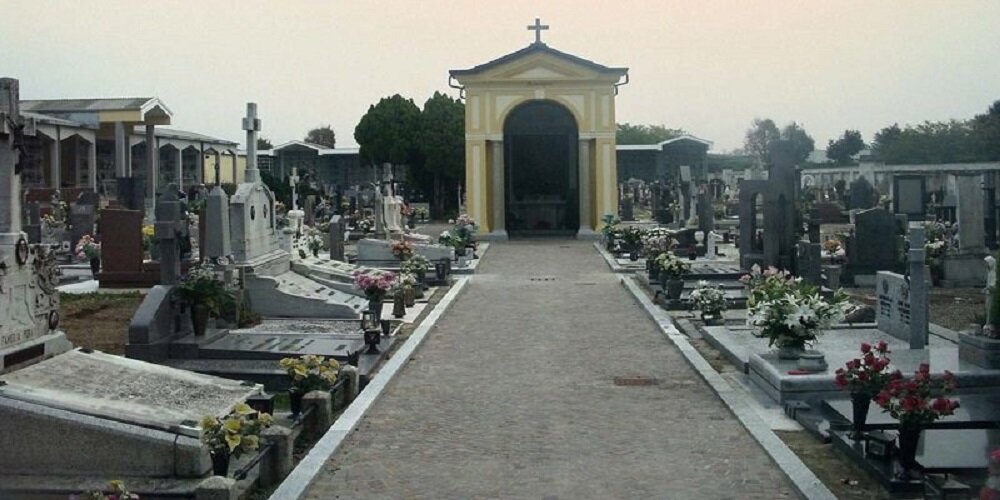 chiusura cimiteri