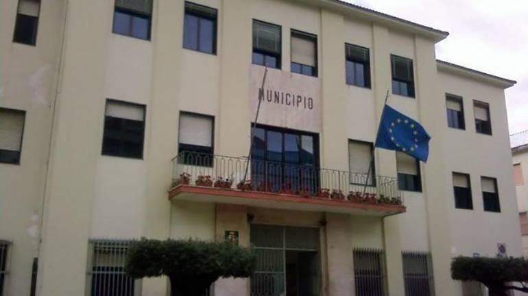 Chiuso per covid il Municipio di Gragnano: ci sono 8 dipendenti positivi