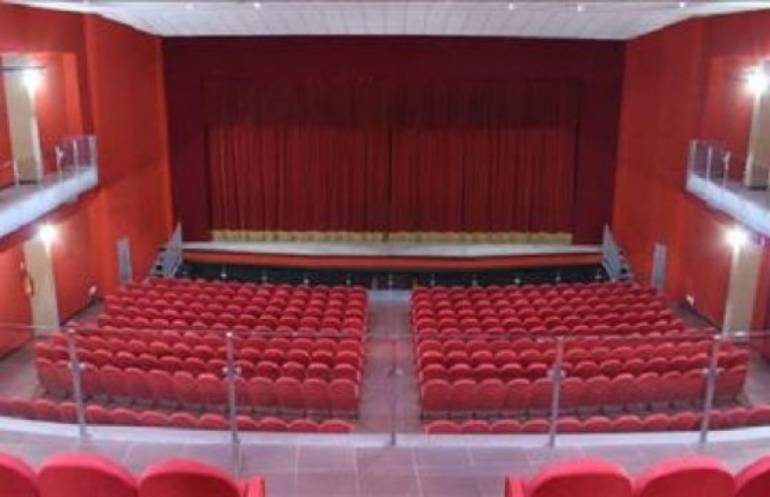 Napoli, false fatture per rilevare il teatro Cilea: 20 indagati