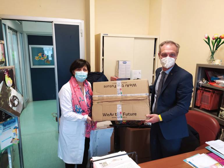 L’ANC Salerno dona dispositivi di protezione individuale al reparto di Neonatologia del Ruggi di Salerno