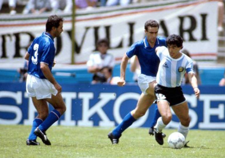 Inspiegabile ‘scivolata’ di Cabrini su Maradona: ‘Fosse stato alla Juve sarebbe ancora vivo’