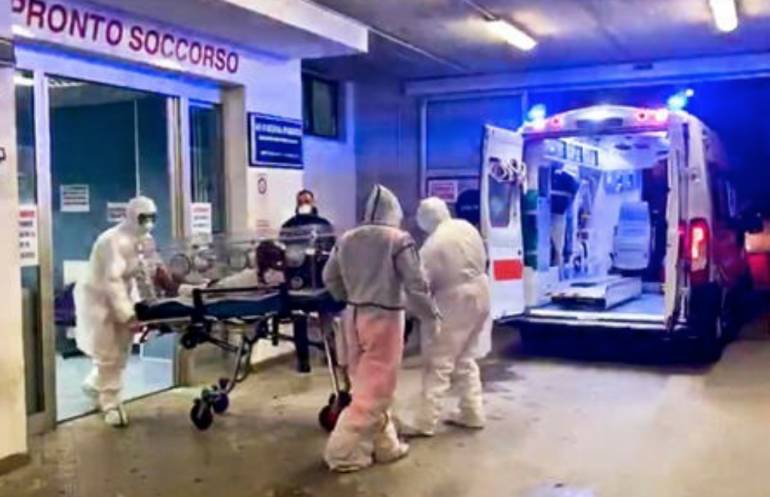 Galano, 118 Napoli: ‘Pronto soccorso in crisi? Serve l’aiuto dei medici di base’