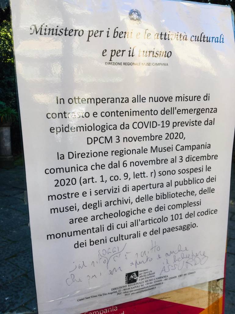 Napoli, Floridiana interdetta al pubblico: malcontento e delusione all’ingresso del parco