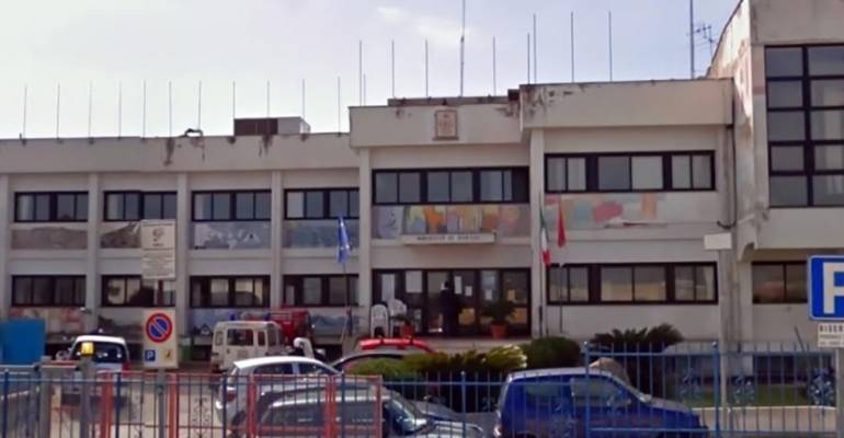 Dipendente comunale positivo, chiude il municipio di Procida