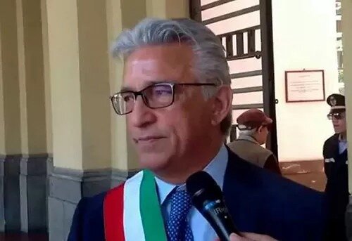 Emergenza Covid, il sindaco di Salerno: ‘Chiedero’ l’impiego delle forze dell’ordine’