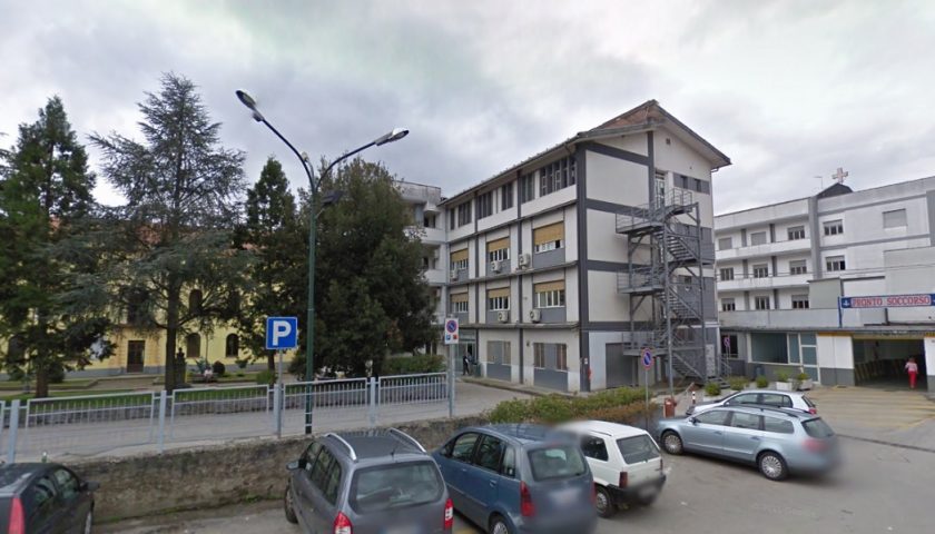 Covid: 50enne muore in provincia di Salerno