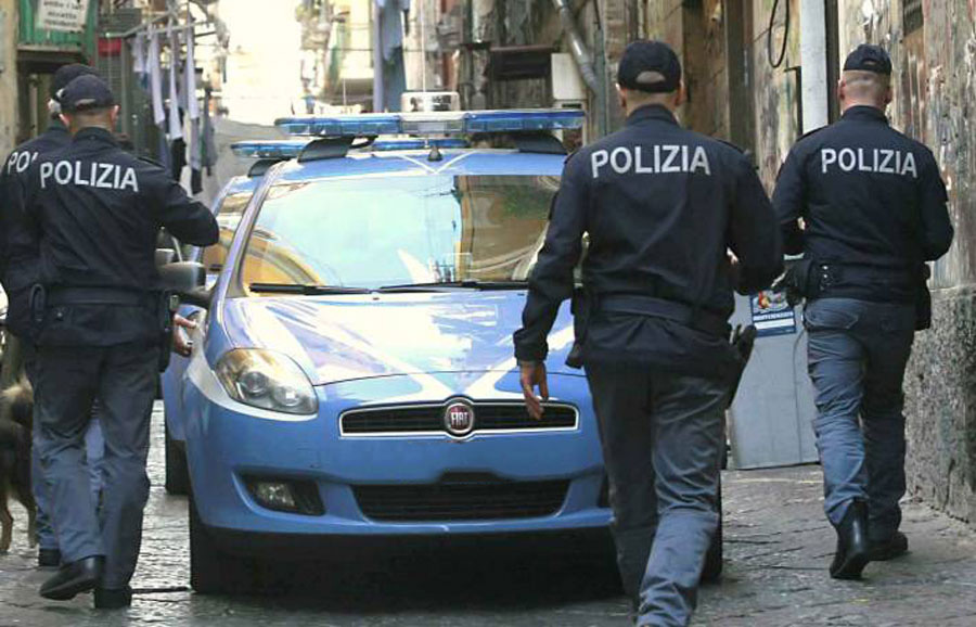 Napoli, picchia il padre: 45enne denunciato per maltrattamenti a Barra