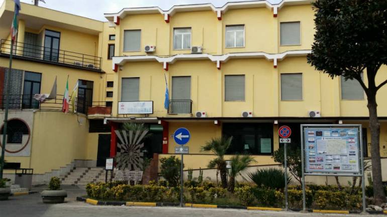 Ordinanza anti assembramenti a Qualiano: chiuse alcune piazze