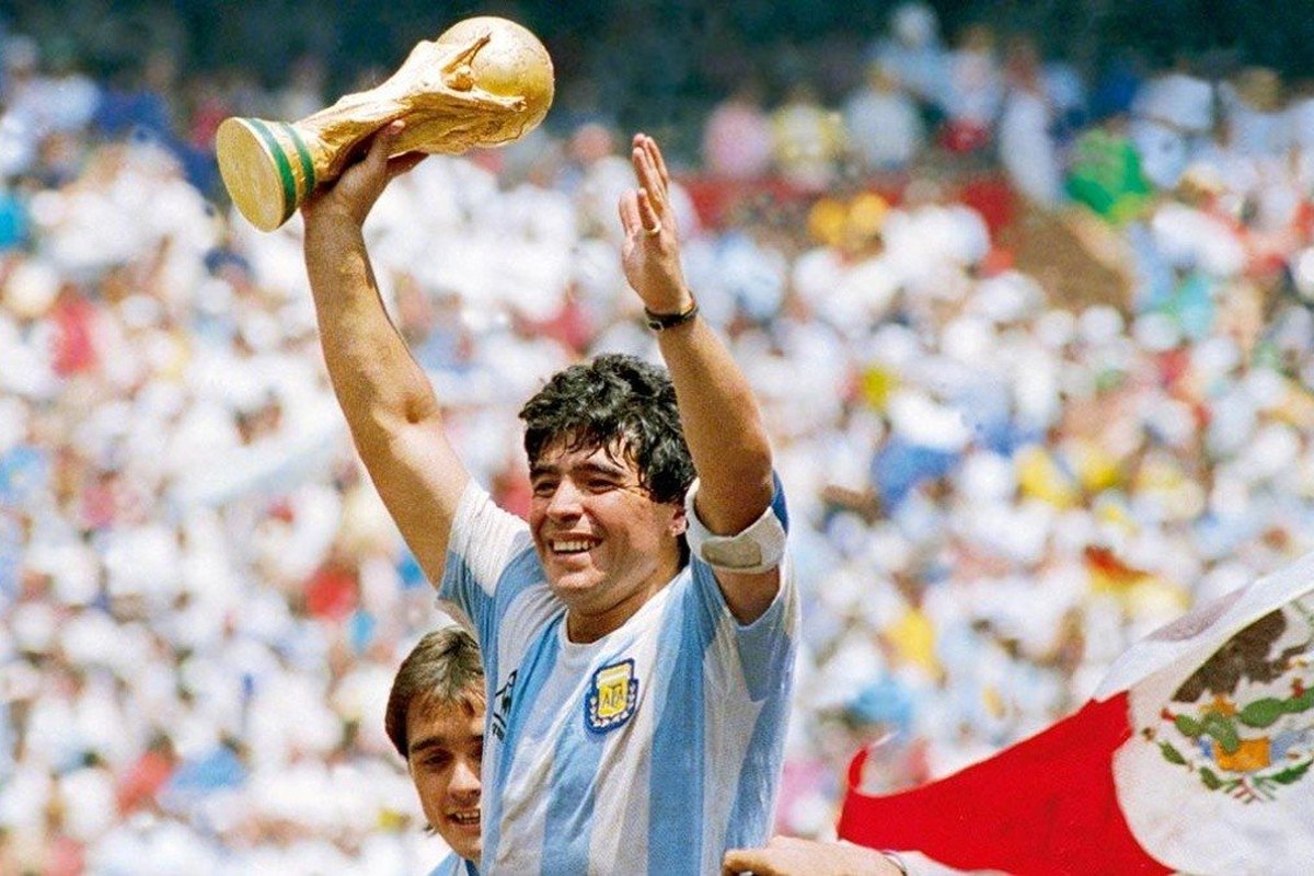Il parlamento argentino propone di stampare banconote con l’effige di Maradona