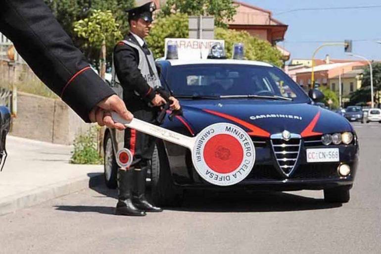 Villa Literno, 27enne trovato in possesso di carte d’identità false: arrestato