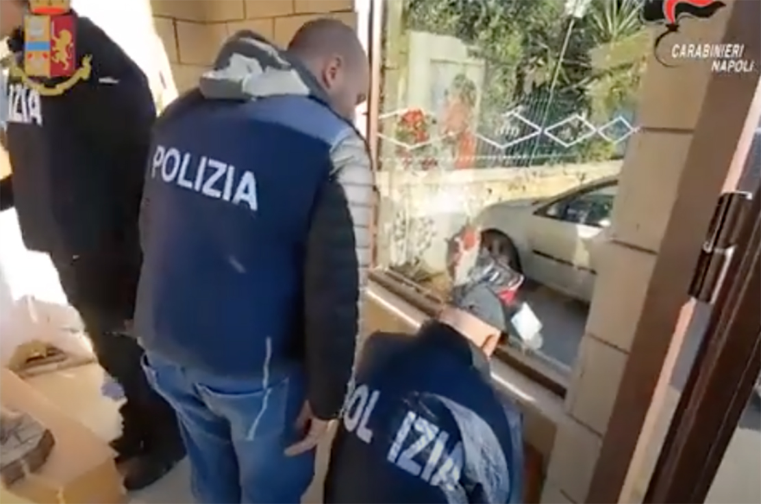 Blitz interforze al Rione Traiano: arrestato un uomo e sequestrata droga