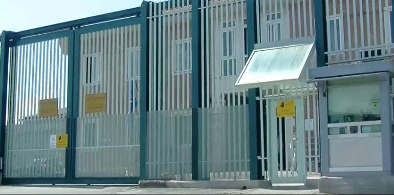 Carcere di Bellizzi Irpino: lettera ad un detenuto con droga e sim